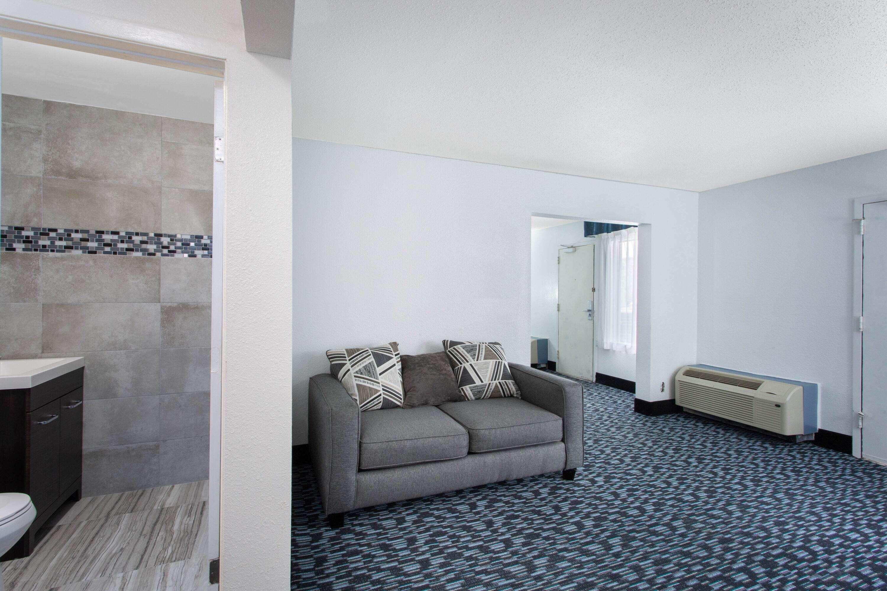 Baymont By Wyndham Charlotte University Exterior foto